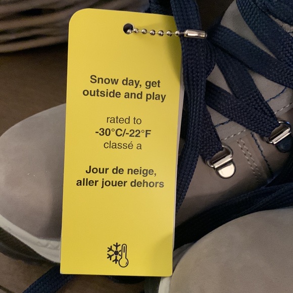 Santa Canada Melita lace up Winter Snow Boot light gray Sz 9 New with tags - Picture 5 of 10